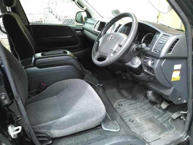 Toyota HIACE WAGON 2017 6970247-3
