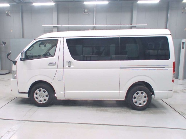 Toyota HIACE WAGON 2024 6970258-4