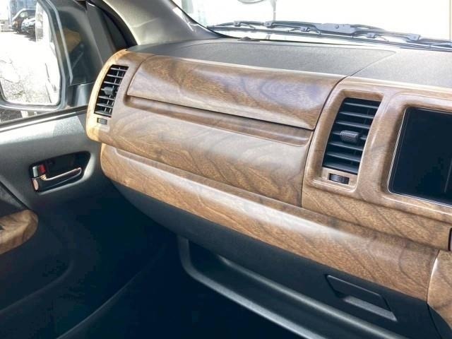 Toyota HIACE WAGON 2025 6970343-9