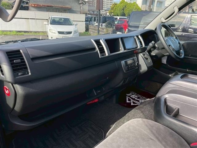 Toyota HIACE WAGON 2016 6970405-10