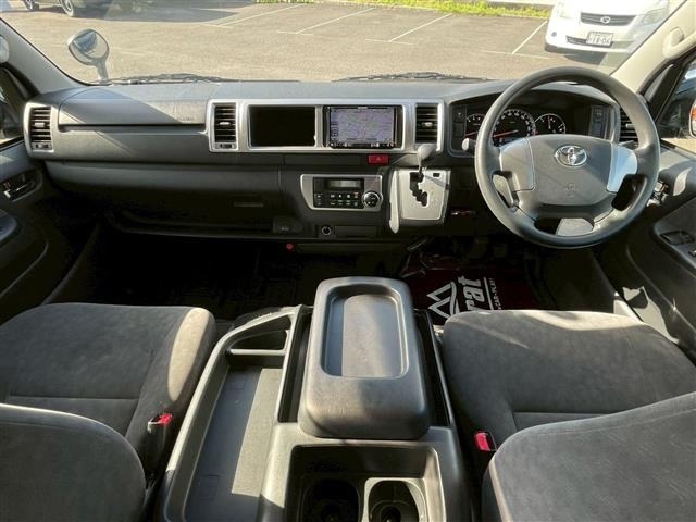 Toyota HIACE WAGON 2016 6970405-14