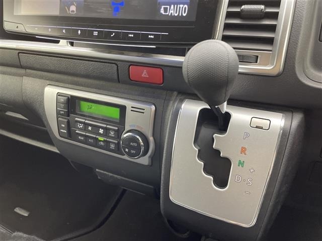 Toyota HIACE WAGON 2023 6970438-22