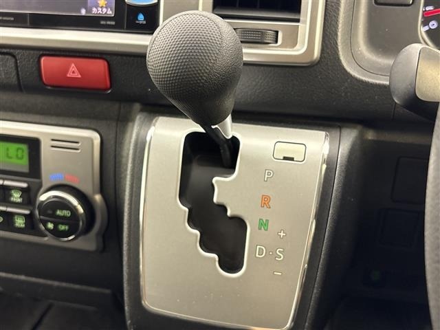 Toyota HIACE WAGON 2016 6970441-11