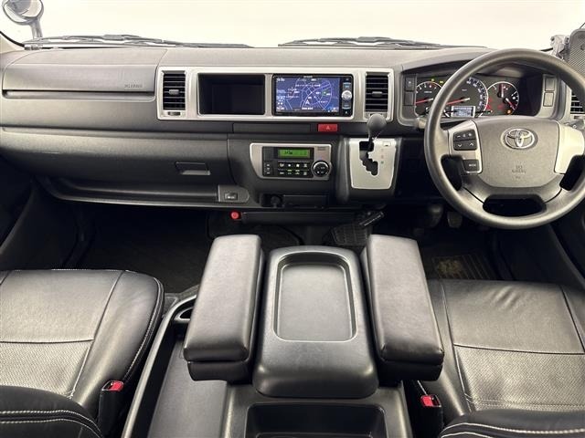 Toyota HIACE WAGON 2016 6970441-14