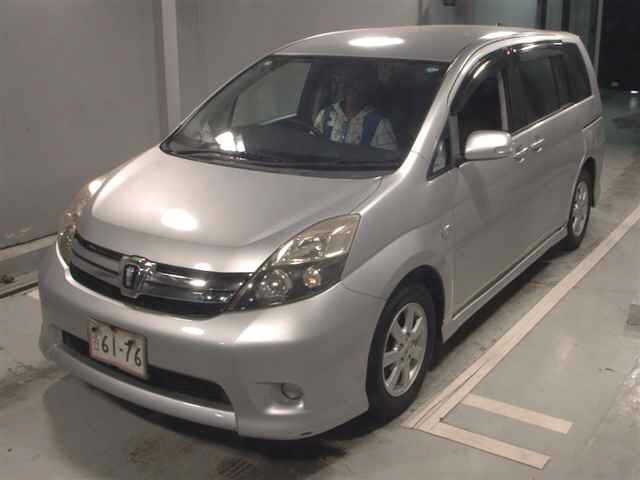 Toyota ISIS 2011 6969410-4
