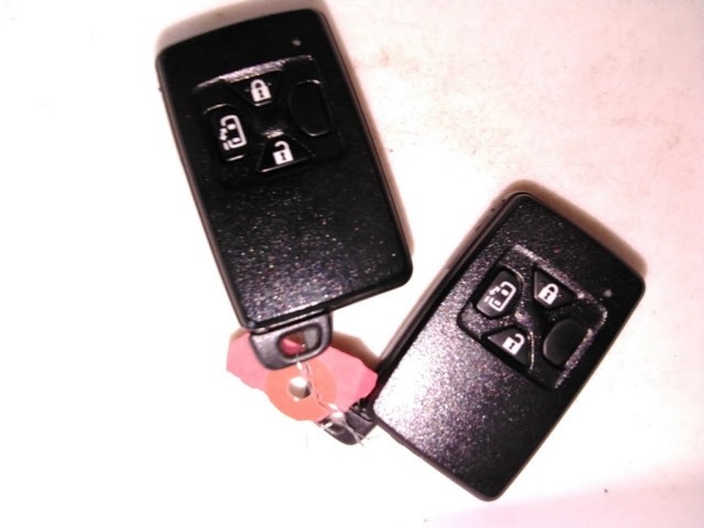 Toyota ISIS 2016 6969414-10
