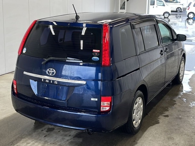 Toyota ISIS 2009 6969423-1
