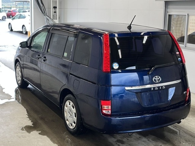 Toyota ISIS 2009 6969423-5