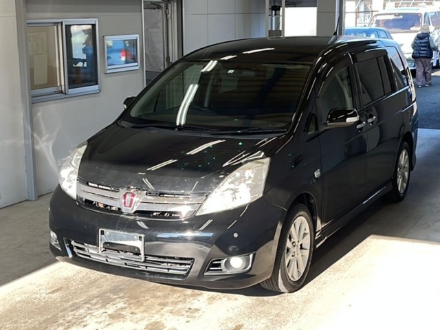 Toyota ISIS 2013 6969424-0