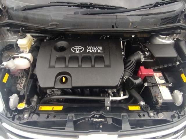 Toyota ISIS 2014 6969430-7