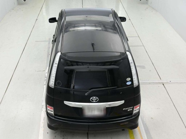 Toyota ISIS 2012 6969433-8