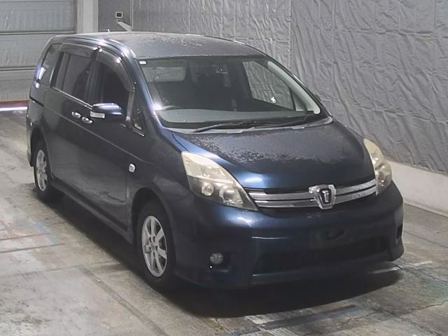 Toyota ISIS 2012 6969434-6