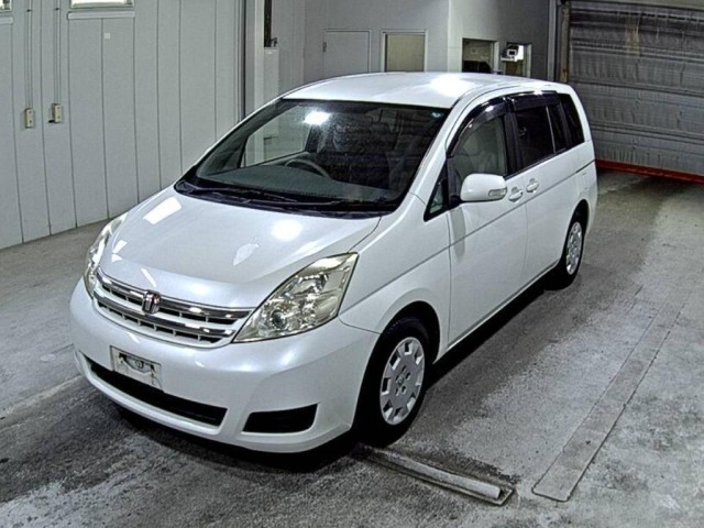 Toyota ISIS 2009 6969438-4