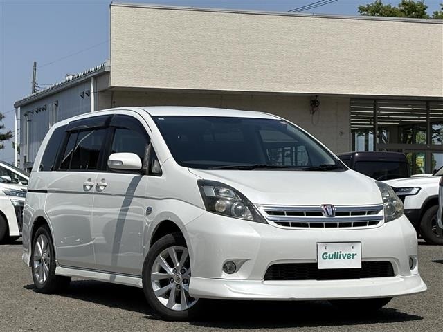 Toyota ISIS 2010 6969449-0
