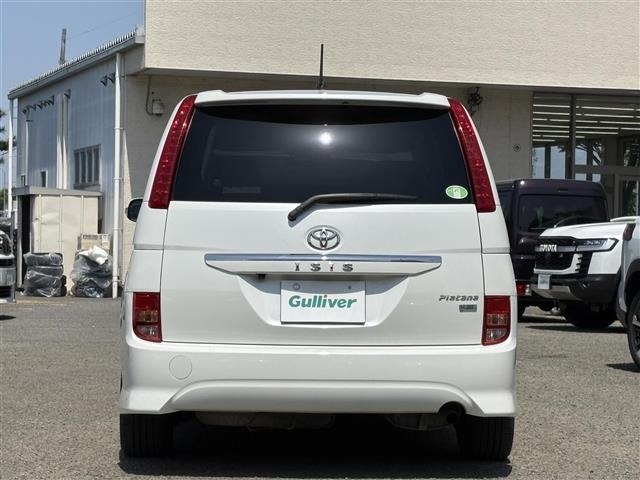Toyota ISIS 2010 6969449-16
