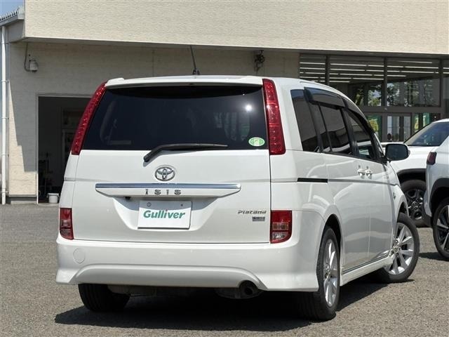 Toyota ISIS 2010 6969449-18