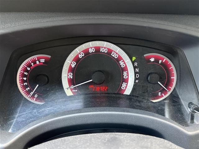 Toyota ISIS 2010 6969449-5