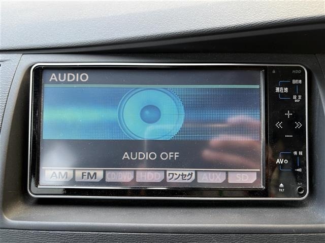 Toyota ISIS 2010 6969449-8