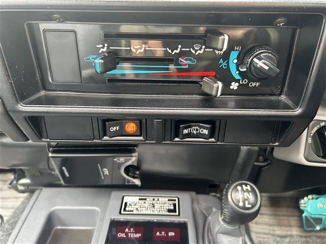 Toyota LAND CRUISER 2004 6968327-9