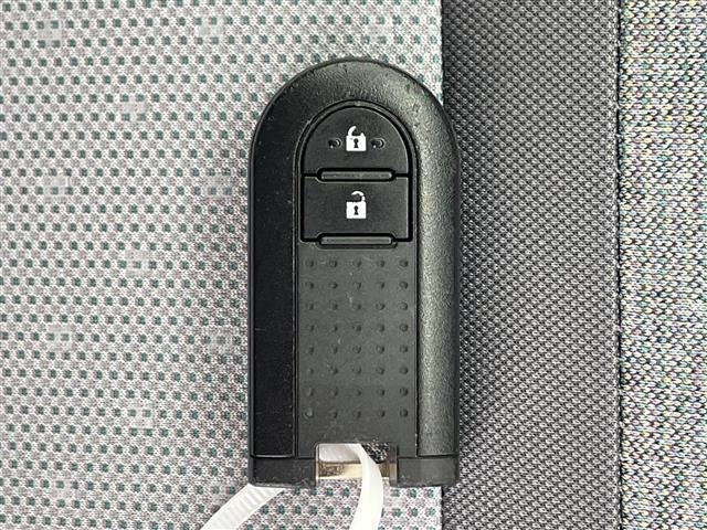 Toyota PASSO 2023 6967846-11
