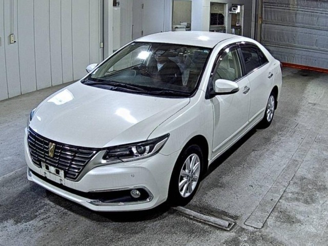 Toyota PREMIO 2021 6968735-4