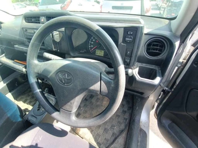 Toyota PROBOX VAN 2015 6968295-9