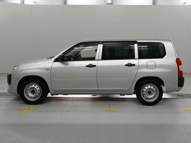 Toyota PROBOX VAN 2023 6968303-4