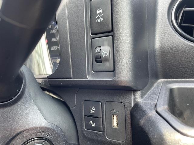 Toyota PROBOX VAN 2020 6968392-3