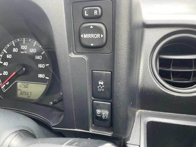 Toyota PROBOX VAN 2017 6968469-1