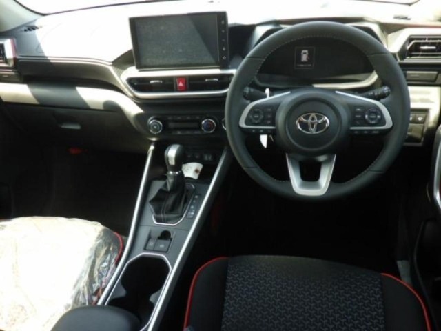 Toyota RAIZE 2026 6953308-3