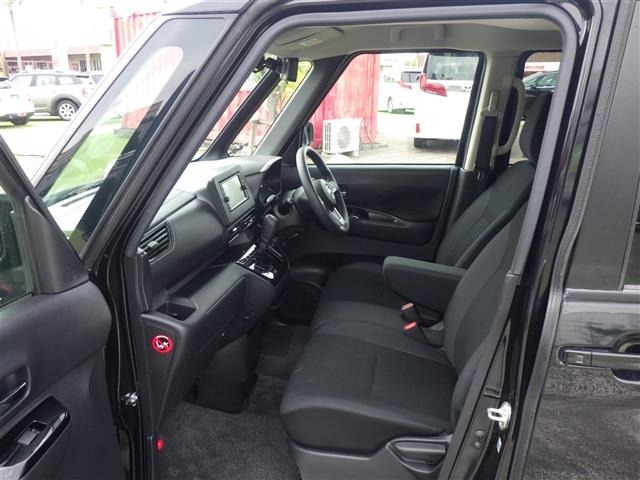 Nissan ROOX 2023 6970417-23