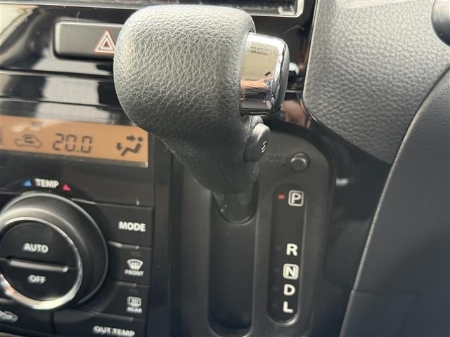 Nissan ROOX 2012 6970835-18