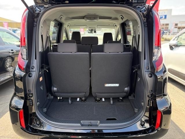 Toyota SIENTA 2026 6973284-11