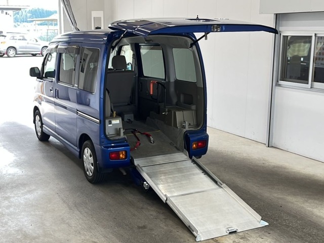 Daihatsu ATRAI WAGON 2013 7000530-5