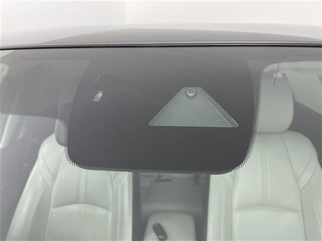 Mazda AXELA 2017 6989948-15