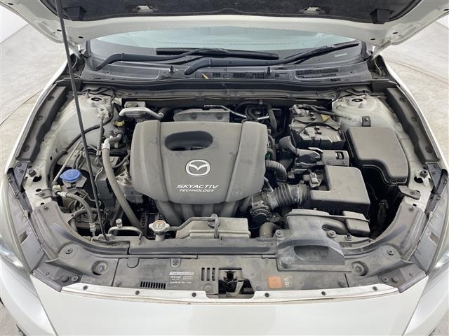 Mazda AXELA 2015 6989967-8