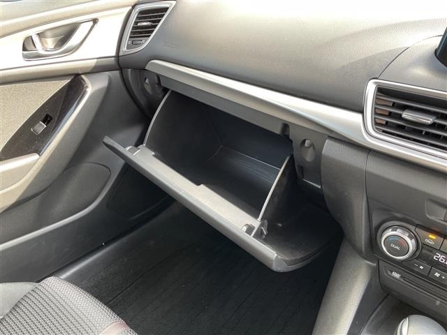 Mazda AXELA 2017 6989978-6