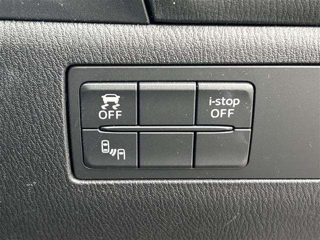 Mazda AXELA 2015 6989984-11