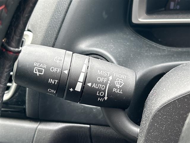 Mazda AXELA 2015 6989984-3