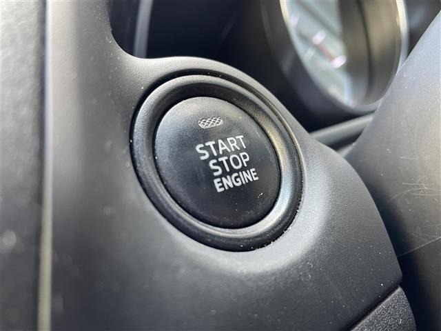 Mazda AXELA 2017 6990026-5