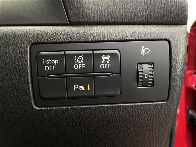 Mazda AXELA 2018 6990036-10