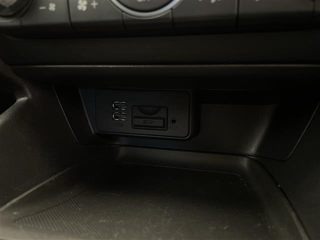 Mazda AXELA 2018 6990036-22