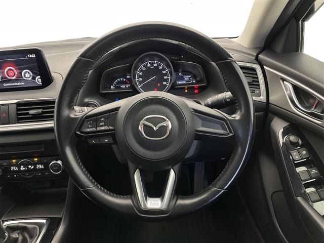 Mazda AXELA 2018 6990036-3