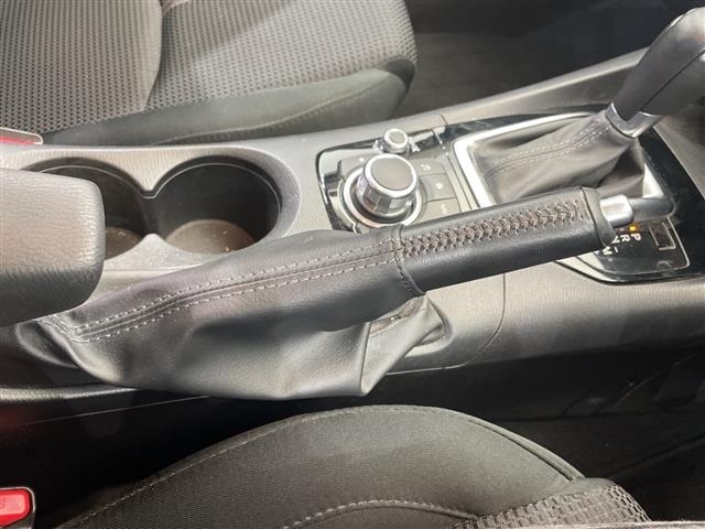 Mazda AXELA 2017 6990057-12