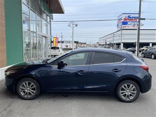 Mazda AXELA 2018 6990096-11