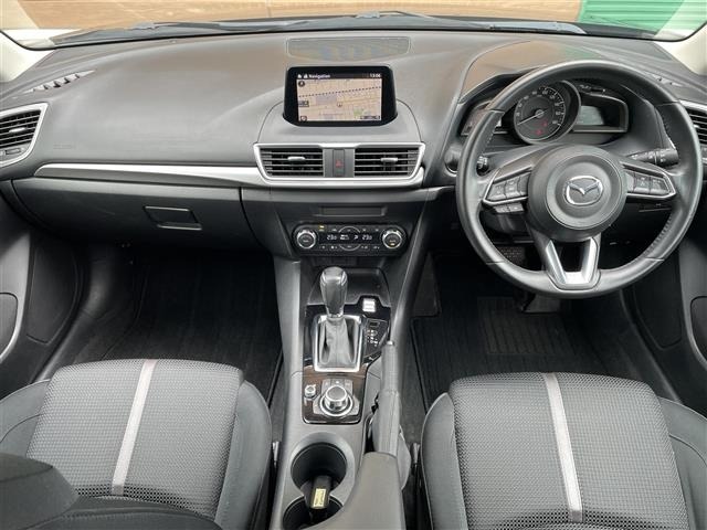 Mazda AXELA 2018 6990096-14