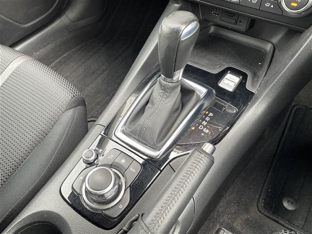 Mazda AXELA 2018 6990096-18