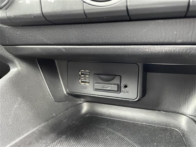 Mazda AXELA 2018 6990096-5