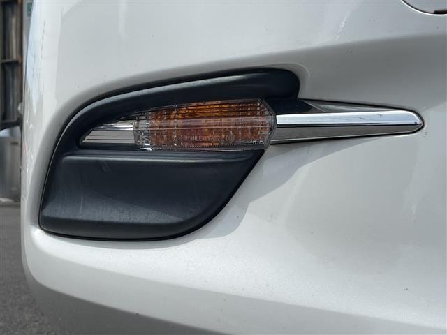 Mazda AXELA 2017 6990104-11
