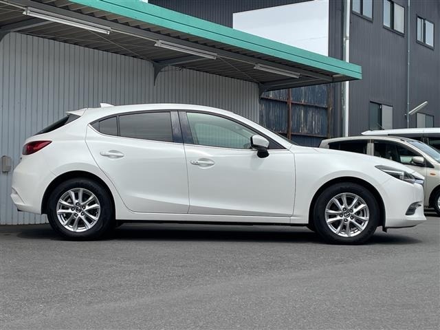 Mazda AXELA 2017 6990104-6